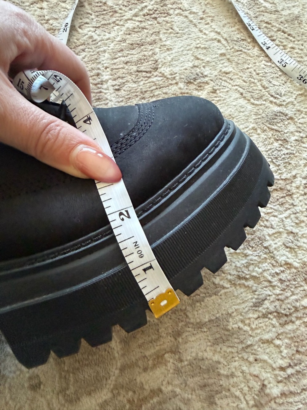 Women's Black Timberland Platform Boots - Picture 12 of 13